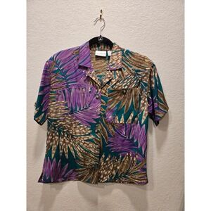 VTG Liz Claiborne 100% Silk tropical island button down top. (80's-90's)